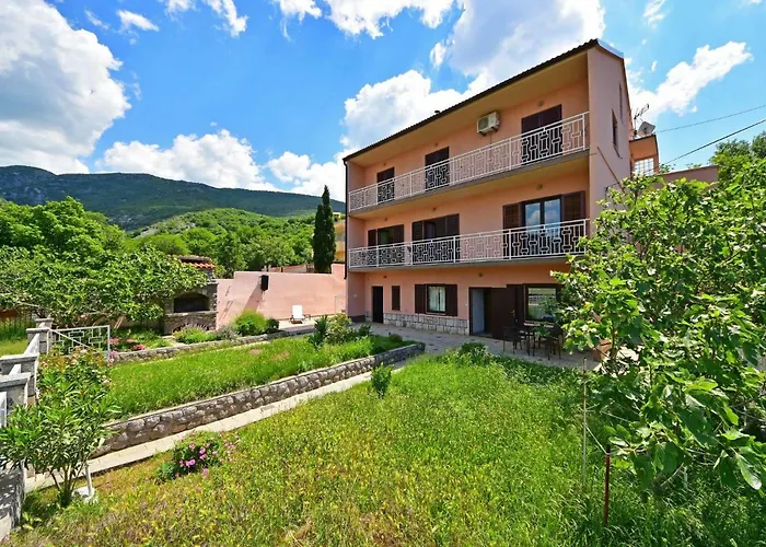 Apartment Adriana-2 By Interhome